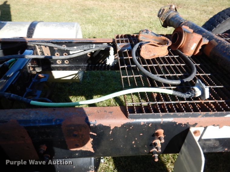 image for item KY9563 2000 Sterling AT9500  semi truck