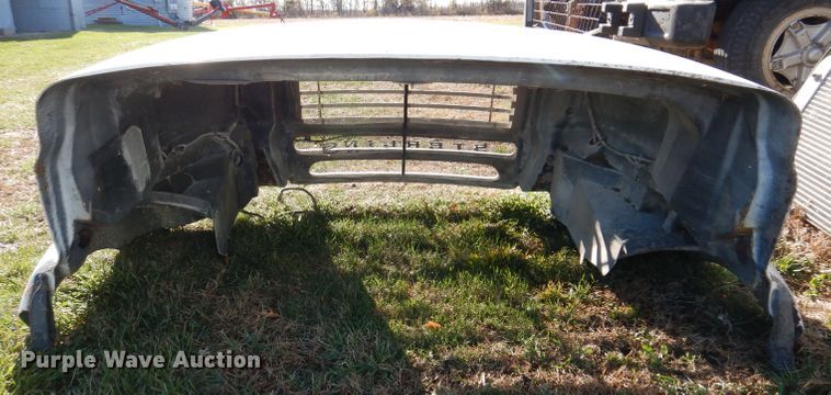 image for item KY9563 2000 Sterling AT9500  semi truck