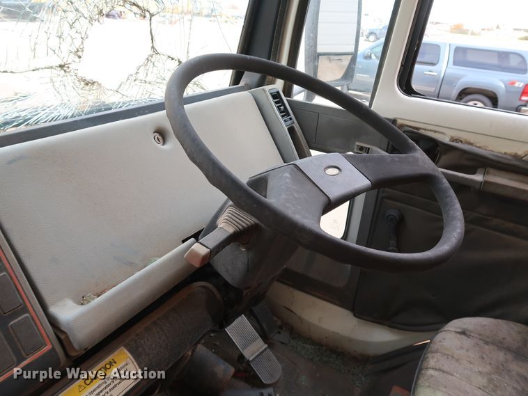 image for item KY9753 1988 Ford Cargo CF7000  street sweeper truck