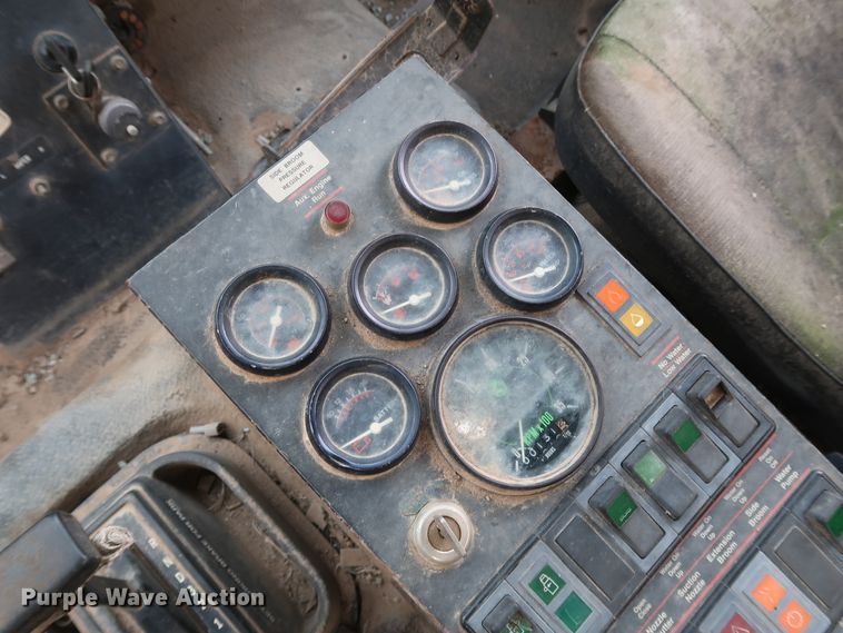 image for item KY9753 1988 Ford Cargo CF7000  street sweeper truck