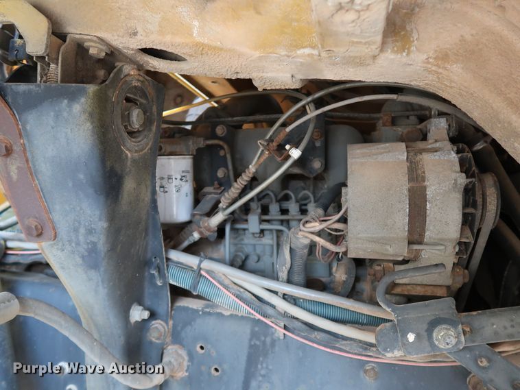 image for item KY9753 1988 Ford Cargo CF7000  street sweeper truck