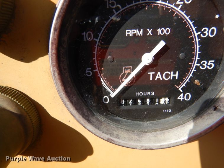 image for item DA5498 1998 Vermeer D24X40A  directional boring unit