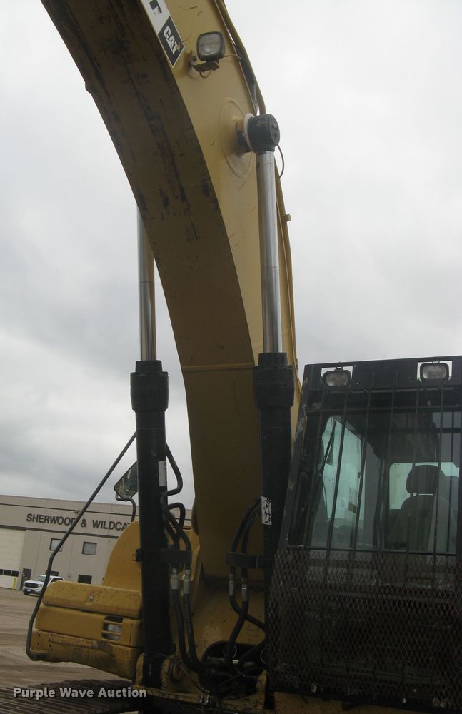 image for item DG5320 2008 Caterpillar 330DL  excavator