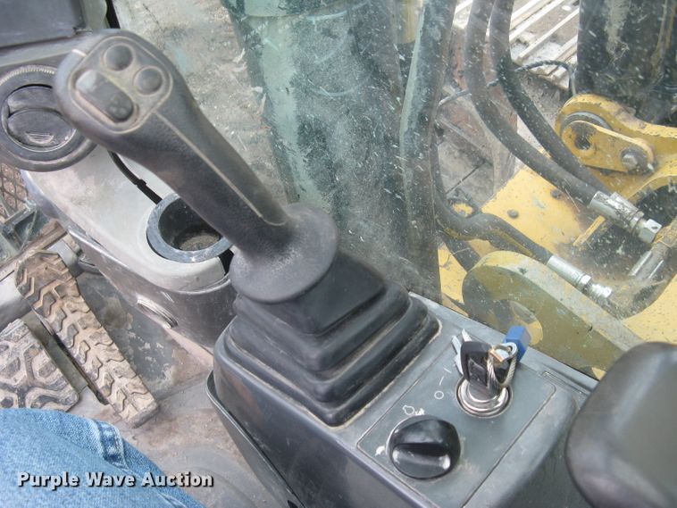 image for item DG5320 2008 Caterpillar 330DL  excavator