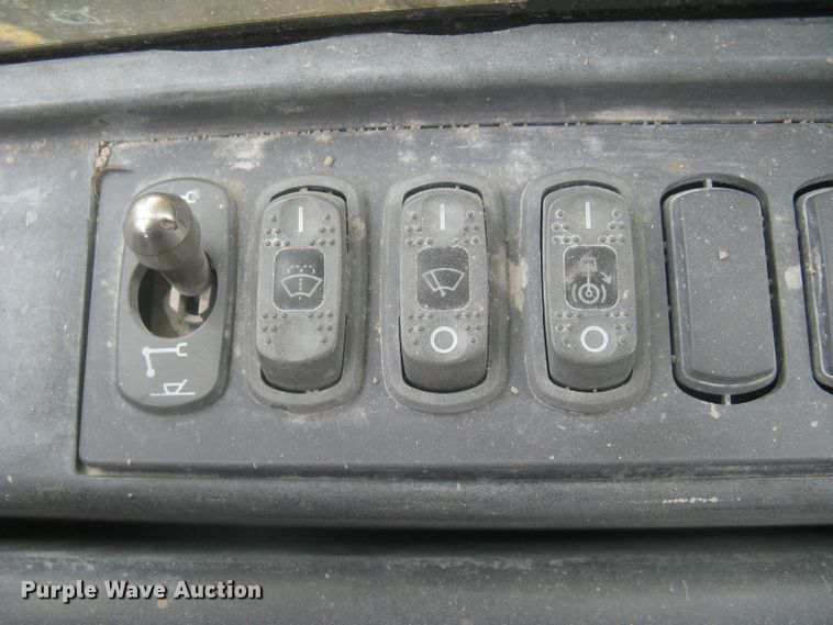 image for item DG5320 2008 Caterpillar 330DL  excavator