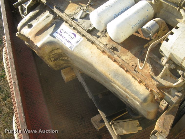 image for item DG5324 1985 Cummins 300  engine