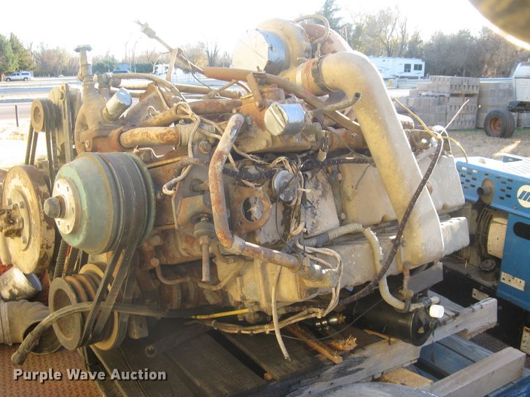 image for item DG5324 1985 Cummins 300  engine