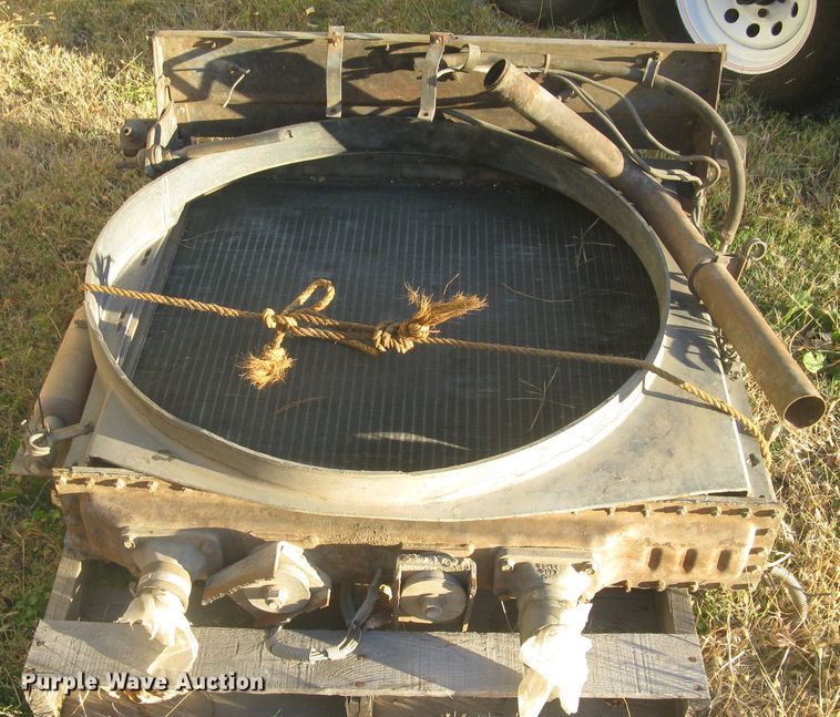 image for item DG5324 1985 Cummins 300  engine