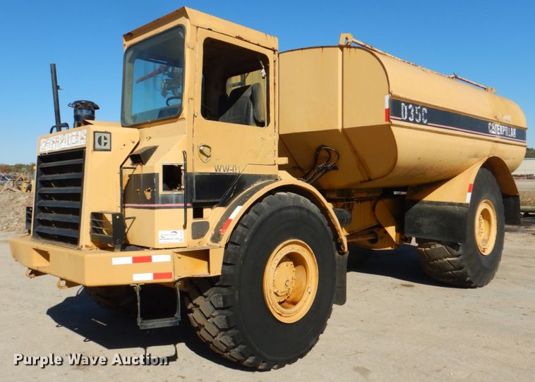 image for item DH7307 Caterpillar D35C  water wagon