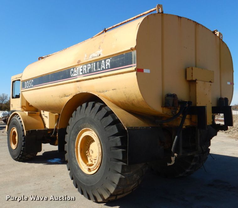 image for item DH7307 Caterpillar D35C  water wagon