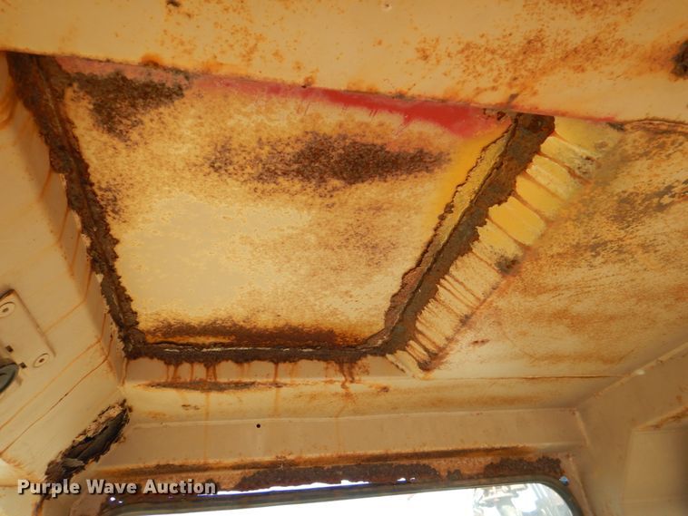 image for item DH7307 Caterpillar D35C  water wagon