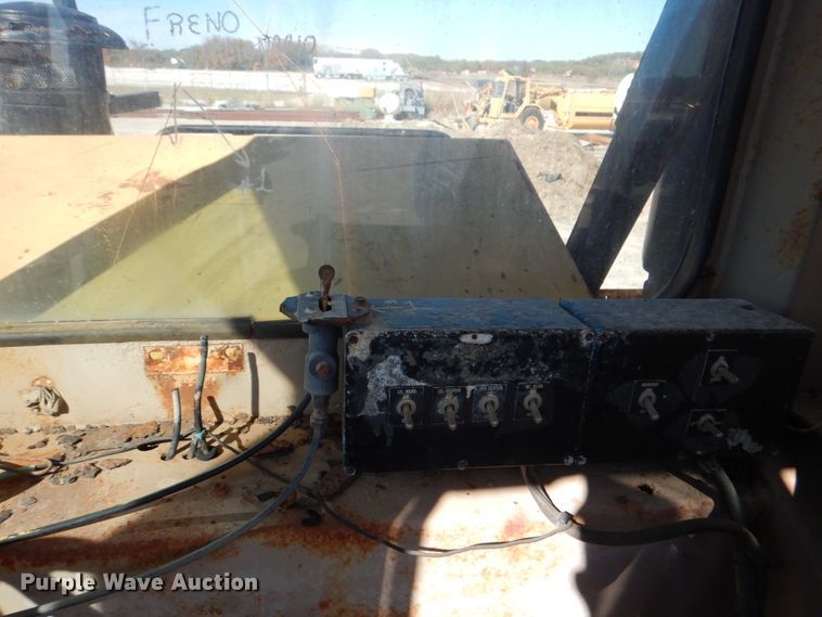 image for item DH7307 Caterpillar D35C  water wagon