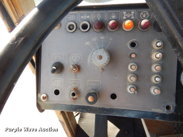 image for item DH7307 Caterpillar D35C  water wagon