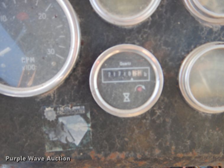 image for item DH7307 Caterpillar D35C  water wagon