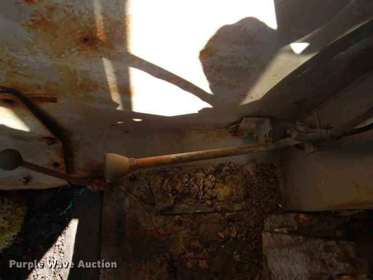 image for item DH7307 Caterpillar D35C  water wagon