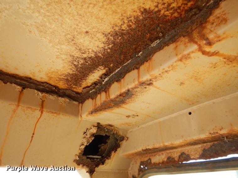 image for item DH7307 Caterpillar D35C  water wagon