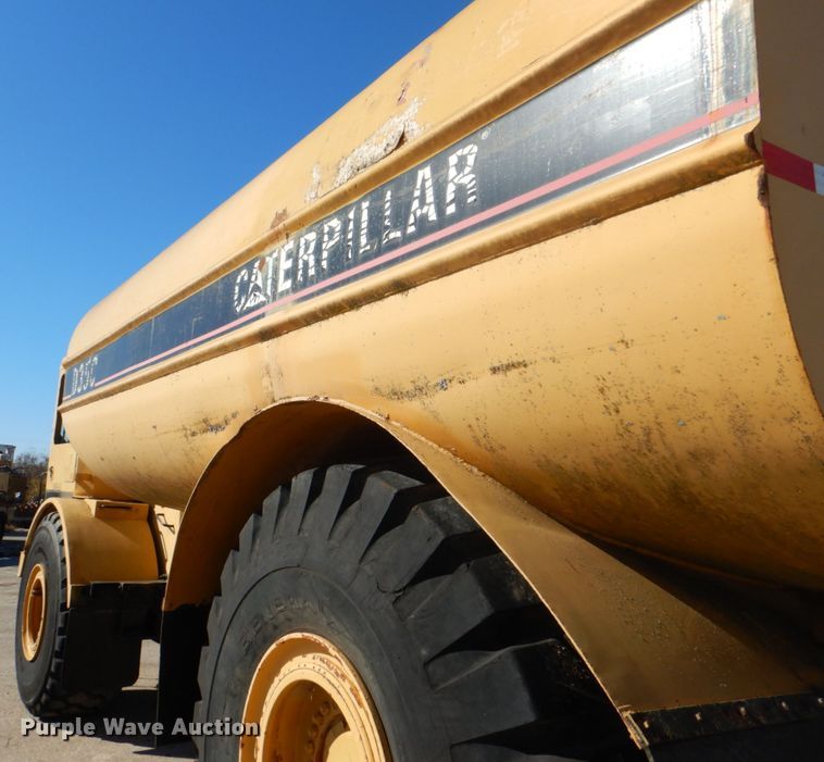 image for item DH7307 Caterpillar D35C  water wagon