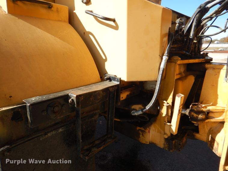 image for item DH7307 Caterpillar D35C  water wagon