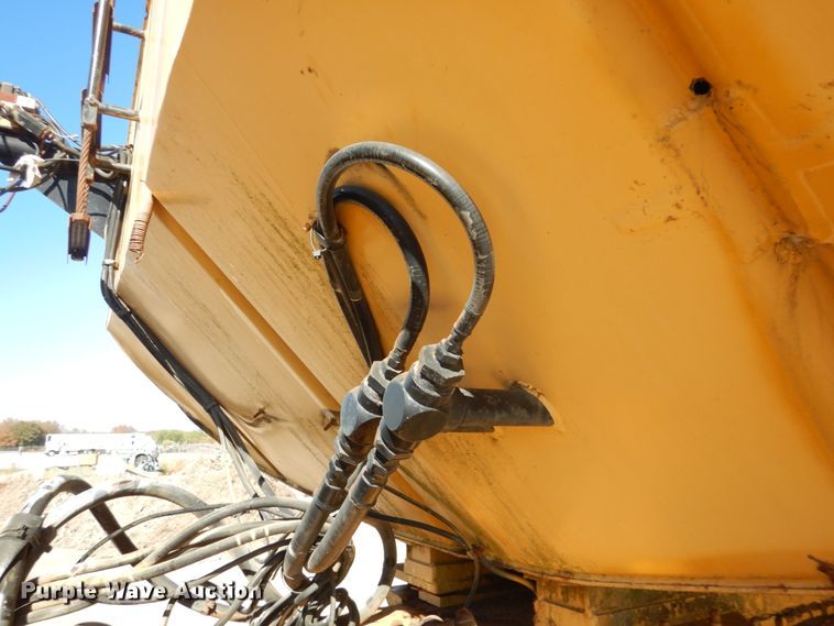 image for item DH7307 Caterpillar D35C  water wagon