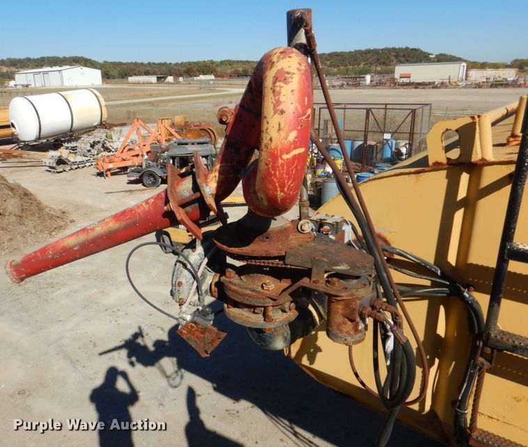 image for item DH7307 Caterpillar D35C  water wagon