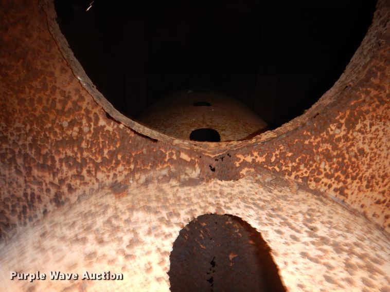 image for item DH7307 Caterpillar D35C  water wagon