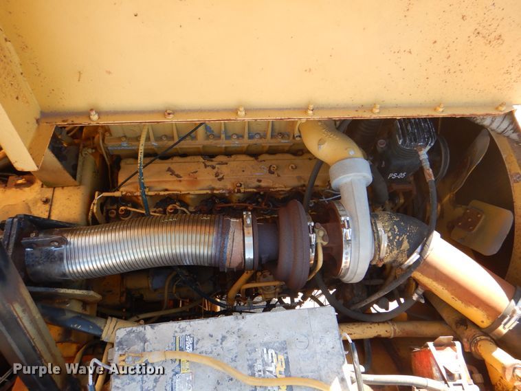 image for item DH7307 Caterpillar D35C  water wagon