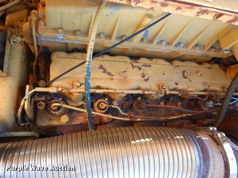 image for item DH7307 Caterpillar D35C  water wagon