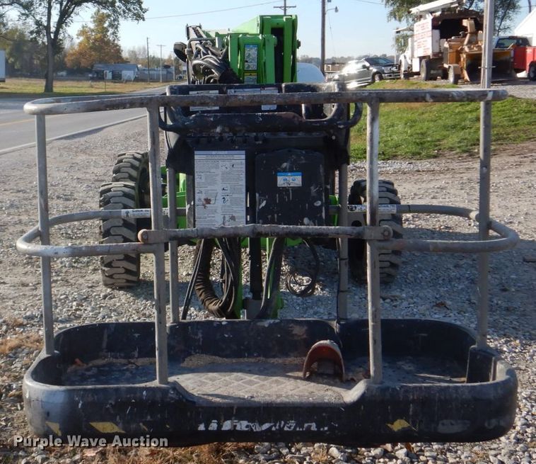 image for item DH8005 2011 Niftylift SP64D  boom lift