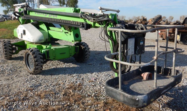 image for item DH8005 2011 Niftylift SP64D  boom lift