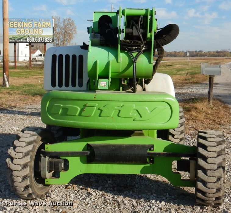 image for item DH8005 2011 Niftylift SP64D  boom lift