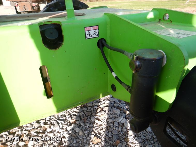 image for item DH8005 2011 Niftylift SP64D  boom lift