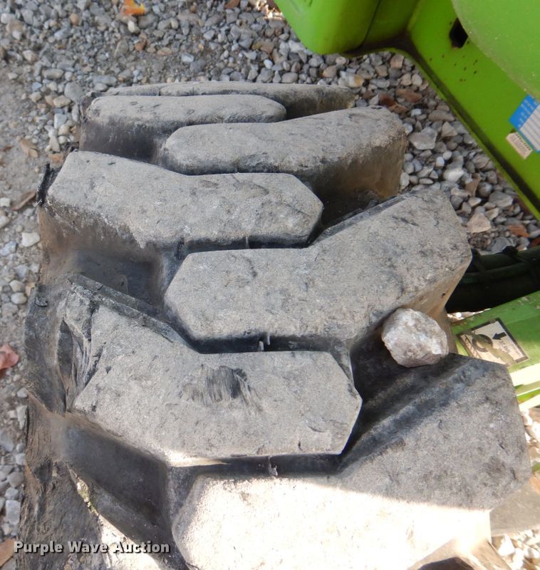 image for item DH8005 2011 Niftylift SP64D  boom lift