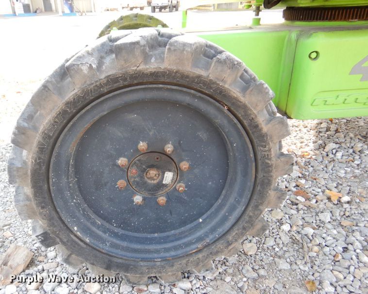 image for item DH8005 2011 Niftylift SP64D  boom lift