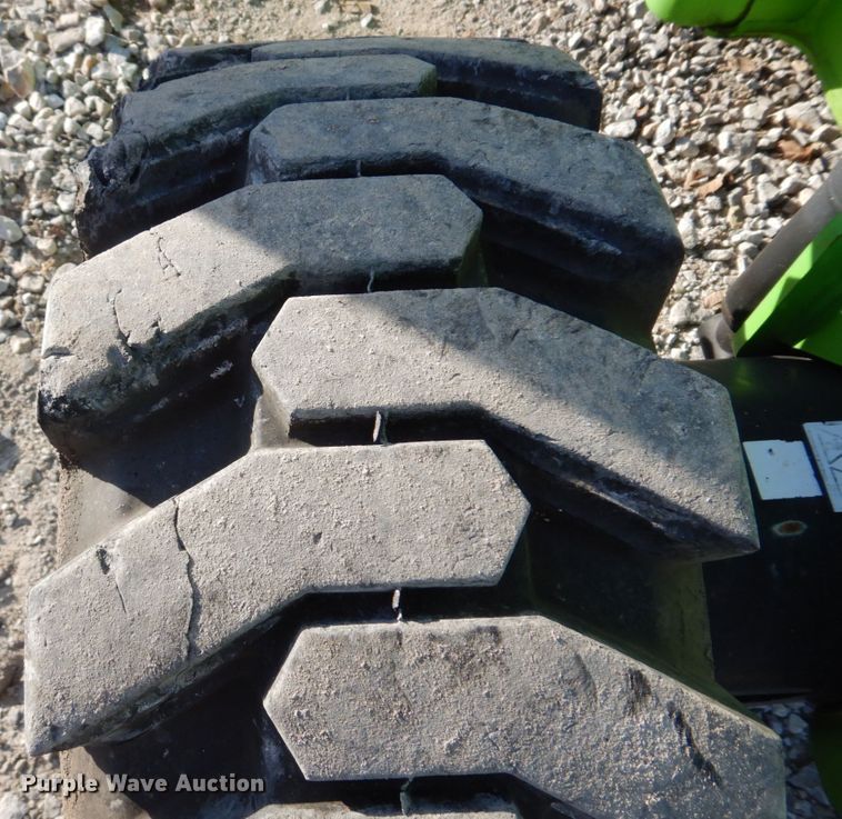 image for item DH8005 2011 Niftylift SP64D  boom lift