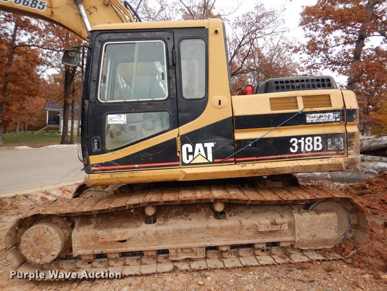 image for item DH8009 2000 Caterpillar 318BLN  excavator
