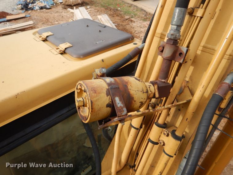 image for item DH8009 2000 Caterpillar 318BLN  excavator