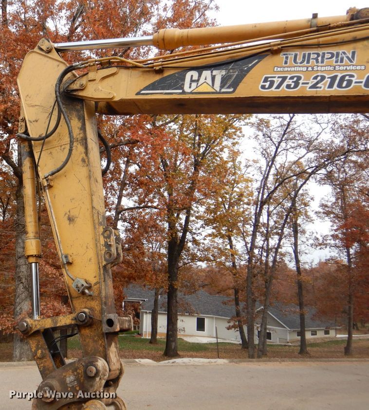 image for item DH8009 2000 Caterpillar 318BLN  excavator