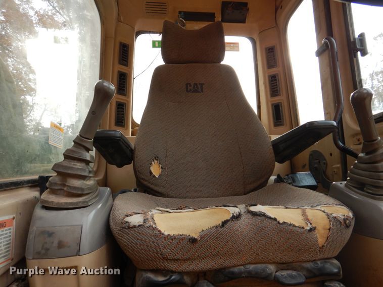 image for item DH8009 2000 Caterpillar 318BLN  excavator