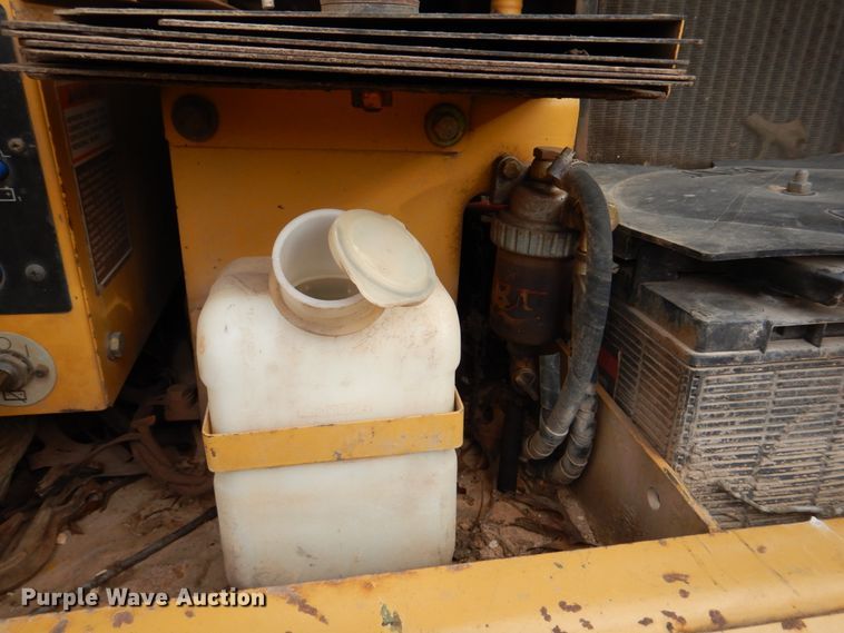 image for item DH8009 2000 Caterpillar 318BLN  excavator