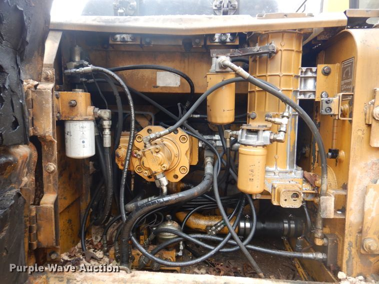 image for item DH8009 2000 Caterpillar 318BLN  excavator