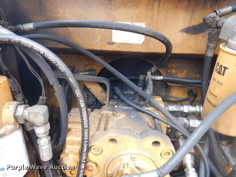 image for item DH8009 2000 Caterpillar 318BLN  excavator