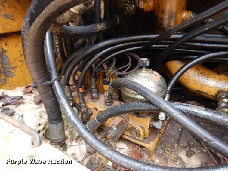 image for item DH8009 2000 Caterpillar 318BLN  excavator