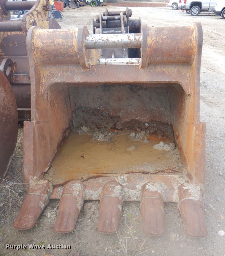 image for item DH8026 Rockland ESS bucket