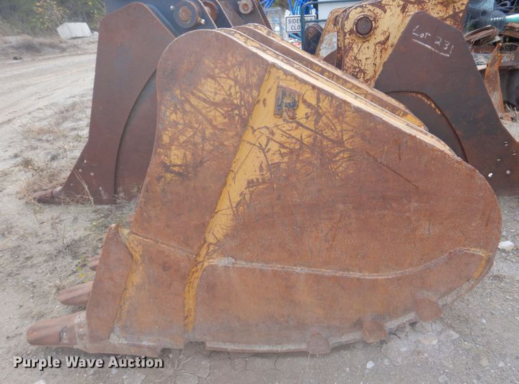 image for item DH8026 Rockland ESS bucket