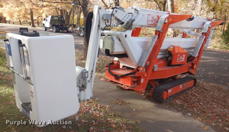 image for item DH8028 2018 Easy Lift RA26  boom lift