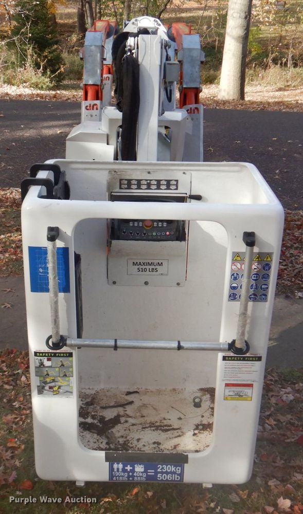 image for item DH8028 2018 Easy Lift RA26  boom lift