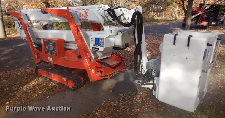 image for item DH8028 2018 Easy Lift RA26  boom lift