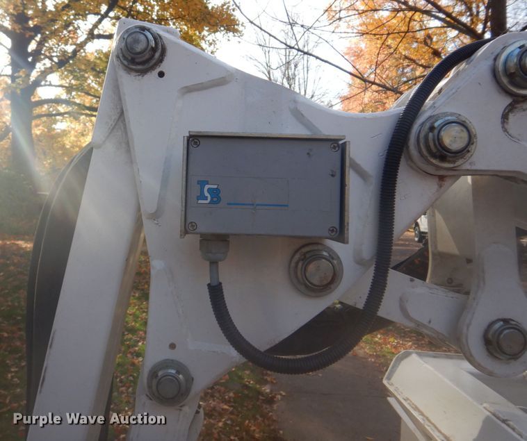 image for item DH8028 2018 Easy Lift RA26  boom lift