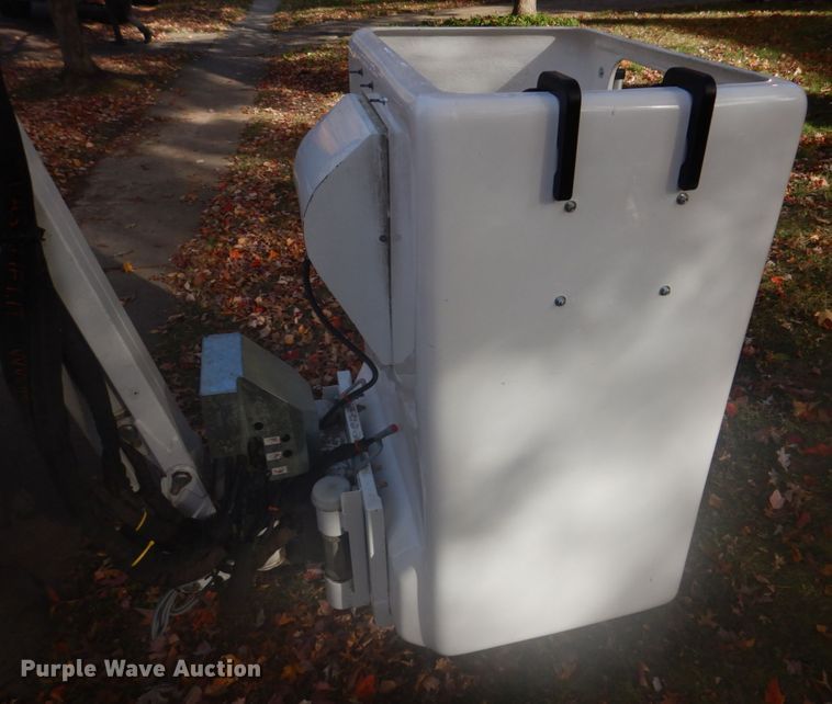 image for item DH8028 2018 Easy Lift RA26  boom lift