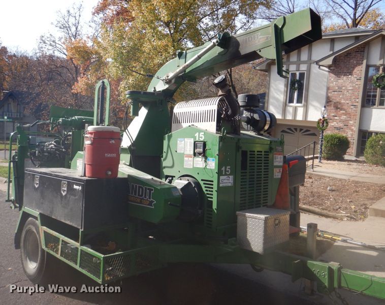 image for item DH8029 2020 Bandit Intimidator 18XP  wood chipper